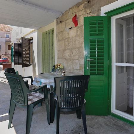 2 Bedroom Stunning Apartment In Kastel Kambelovac Kaštela 외부 사진