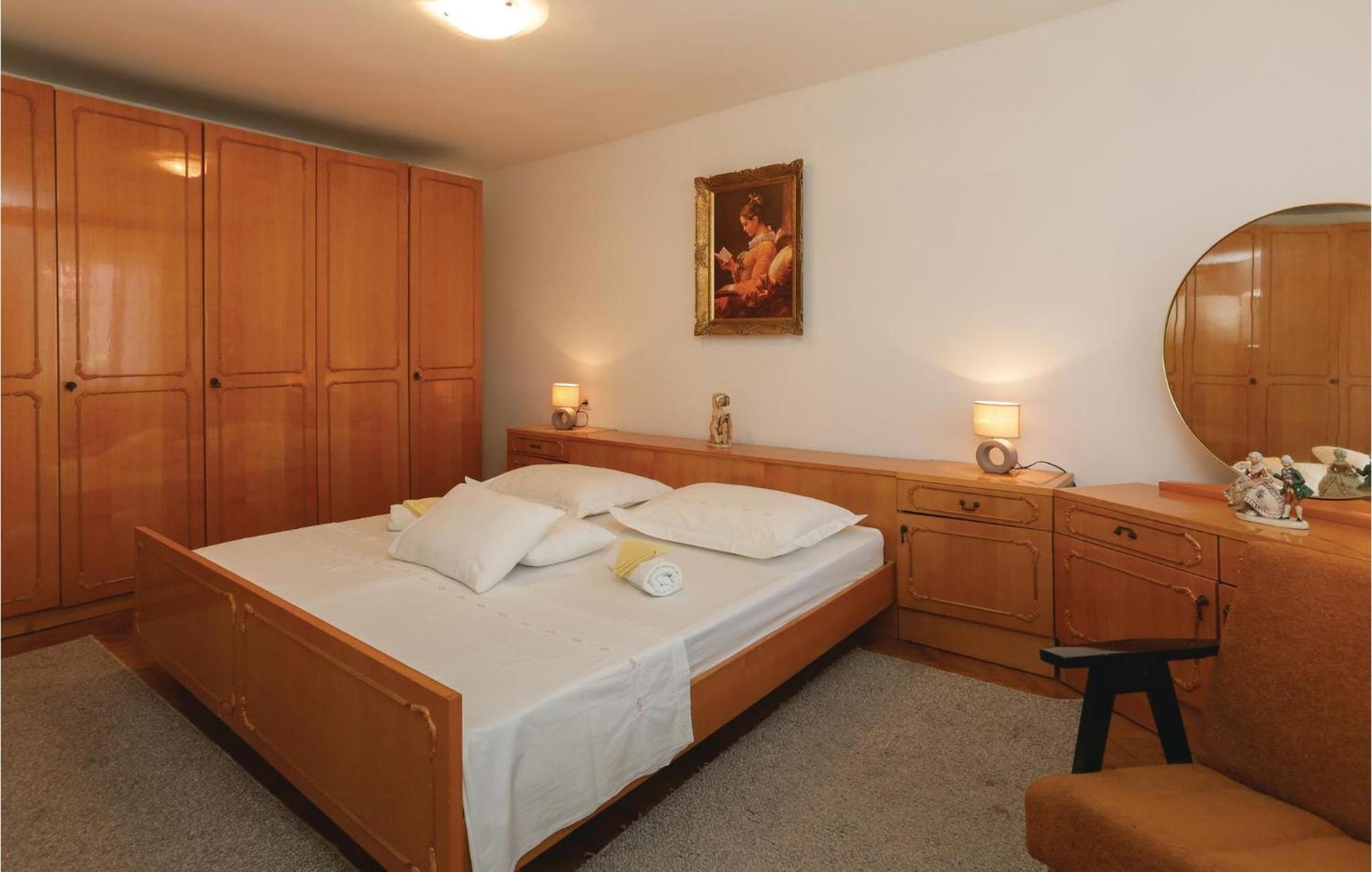 2 Bedroom Stunning Apartment In Kastel Kambelovac Kaštela 외부 사진