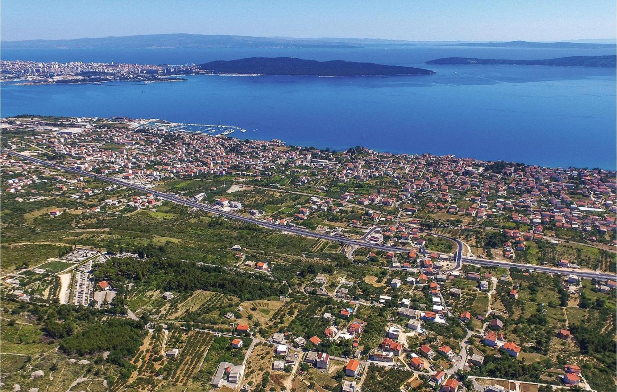 2 Bedroom Stunning Apartment In Kastel Kambelovac Kaštela 외부 사진